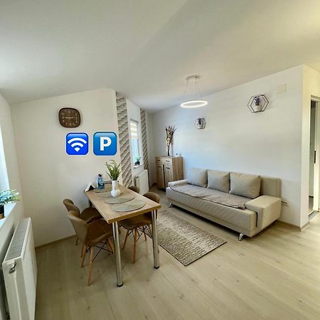 Jokai Apartments Nr9, Code Entry Sfantu Gheorghe  Ngoại thất bức ảnh